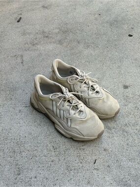 adidas women’s ozweego sneaker